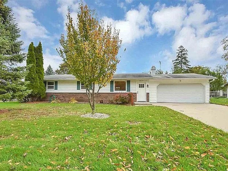 2217 Barberry Lane property image
