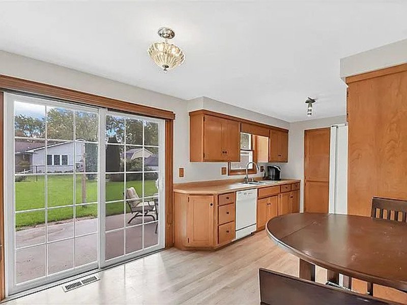 2217 Barberry Lane property image