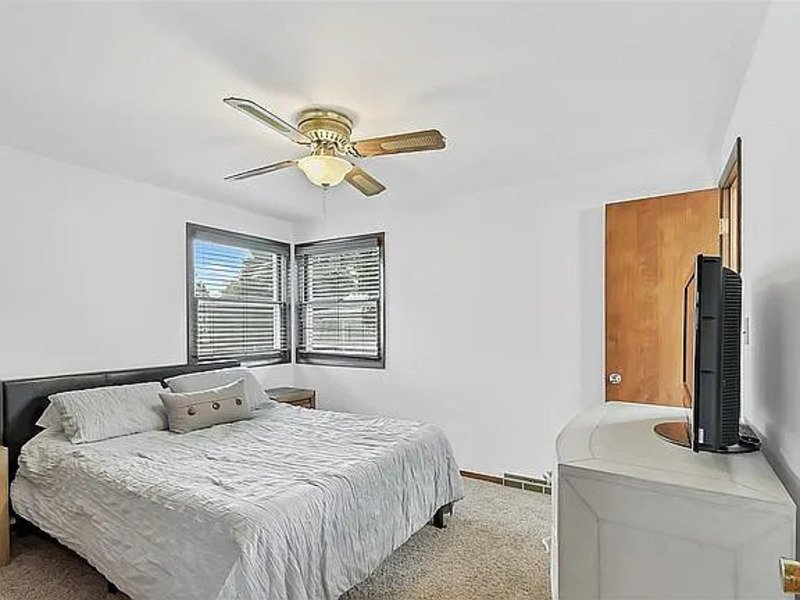 2217 Barberry Lane property image