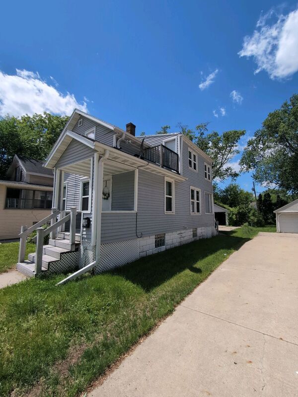 334 South Van Buren Street - Lower property image