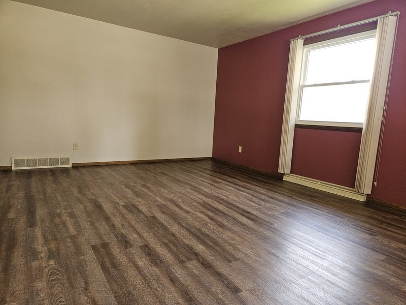 417 South Matthias Street property image