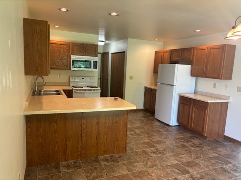 4632-4634 Ridge Court - 4632 property image