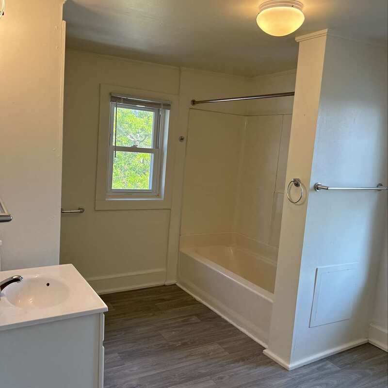 632 Bay Shore Drive - Upper property image