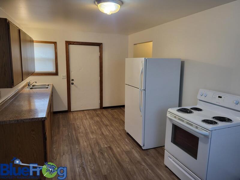 727 W. Harris St. property image