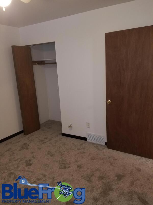 727 W. Harris St. property image