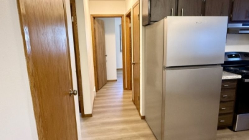 2015-2017 Parkside Drive - 2017 property image