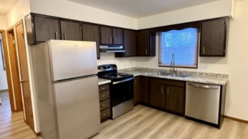 2019/2021 Parkside Drive - 2019 property image