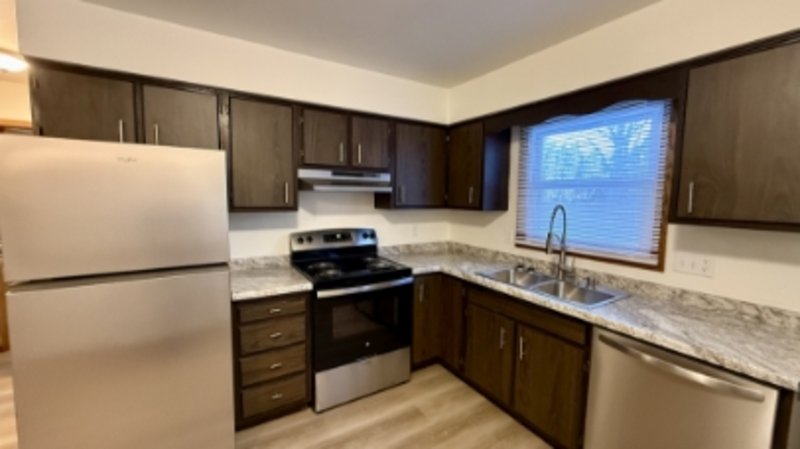 2019/2021 Parkside Drive - 2019 property image