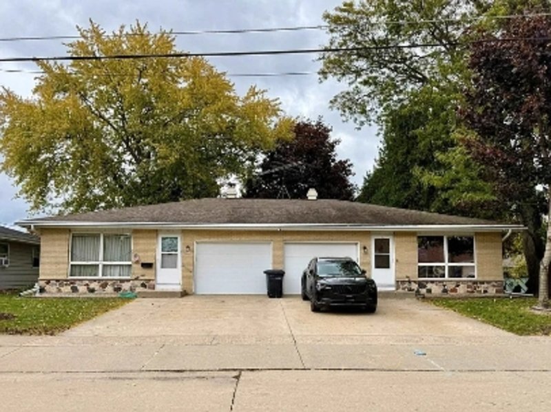 2019/2021 Parkside Drive - 2019 property image