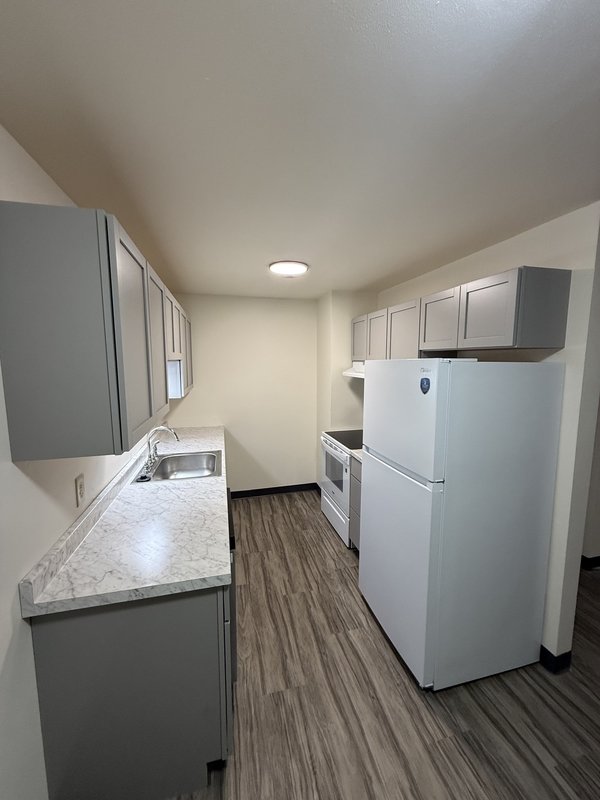 187 S National Ave. 10 English Meadows Apts property image