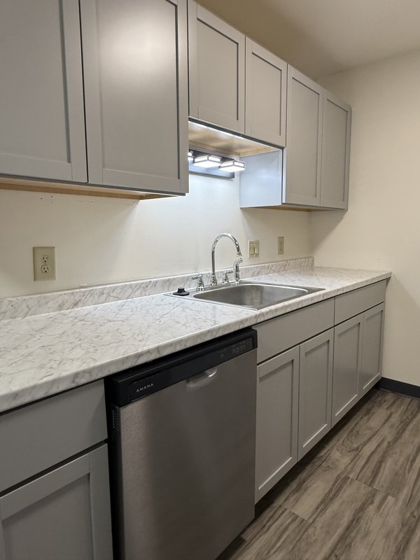 187 S National Ave. 10 English Meadows Apts property image