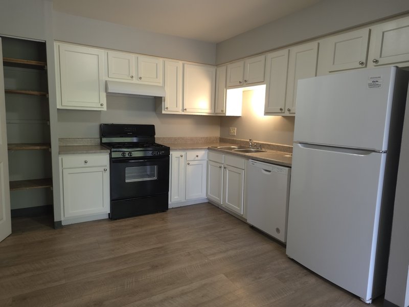 348 East Marquette Street - 5 property image