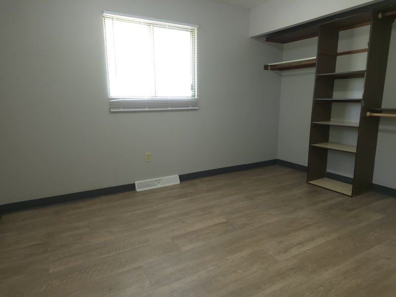 348 East Marquette Street - 5 property image
