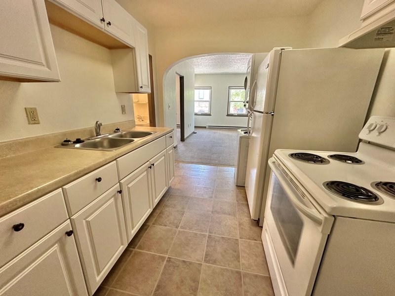 414 Dousman St. # 3 property image