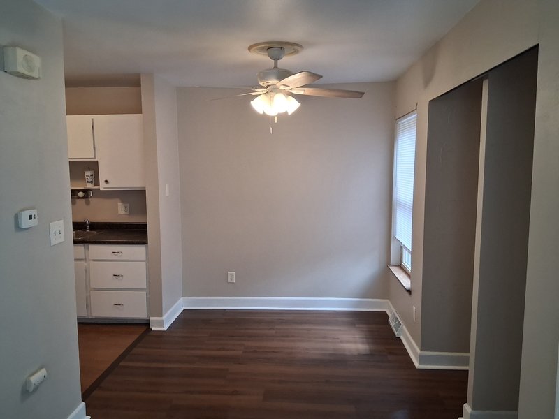 725 W 9th Ave property image
