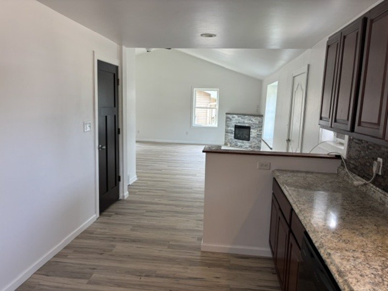 2048 Hillview Drive property image
