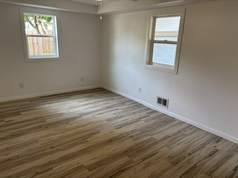 2048 Hillview Drive property image