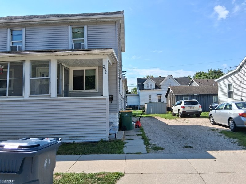 220 6th Street - Back property image