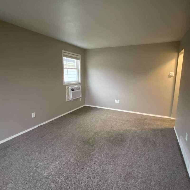 15 Woodmere Court - 1 property image
