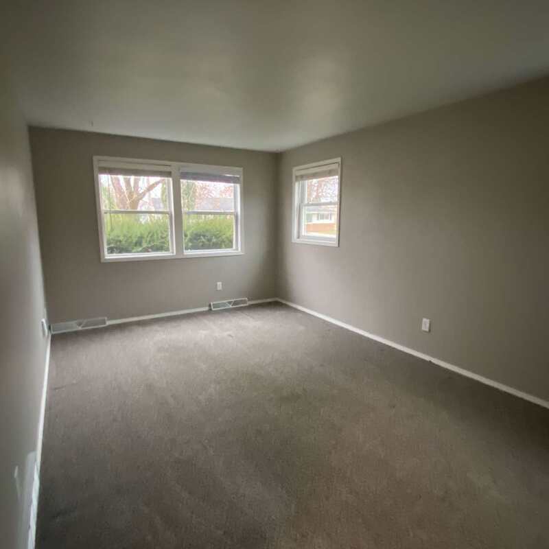 15 Woodmere Court - 1 property image