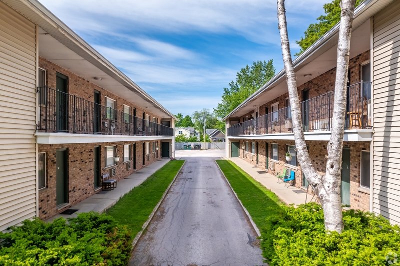 1138 East Walnut Street - K property image