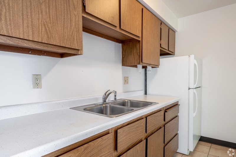 1138 East Walnut Street - K property image