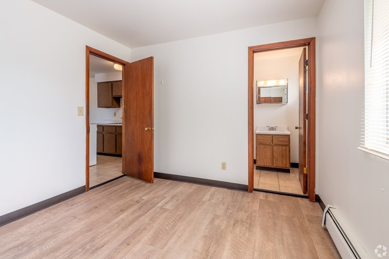 1138 East Walnut Street - K property image