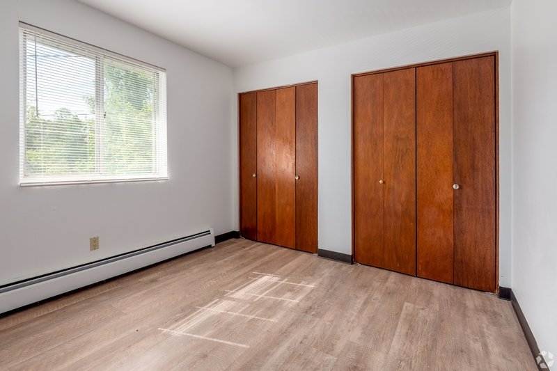 1138 East Walnut Street - K property image