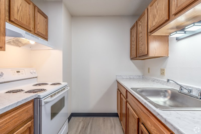 187 S National Ave. 1 English Meadows Apts property image