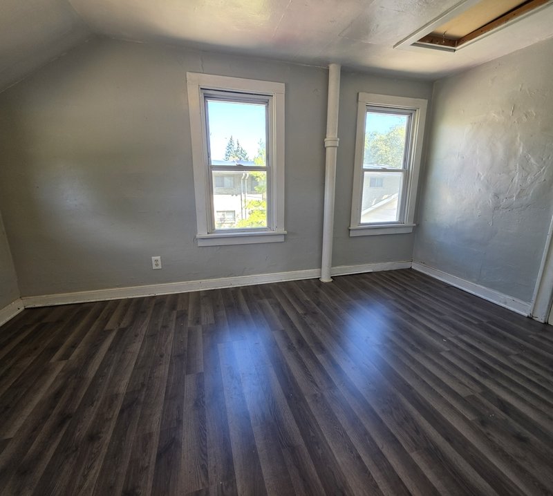 200 North Badger Avenue property image