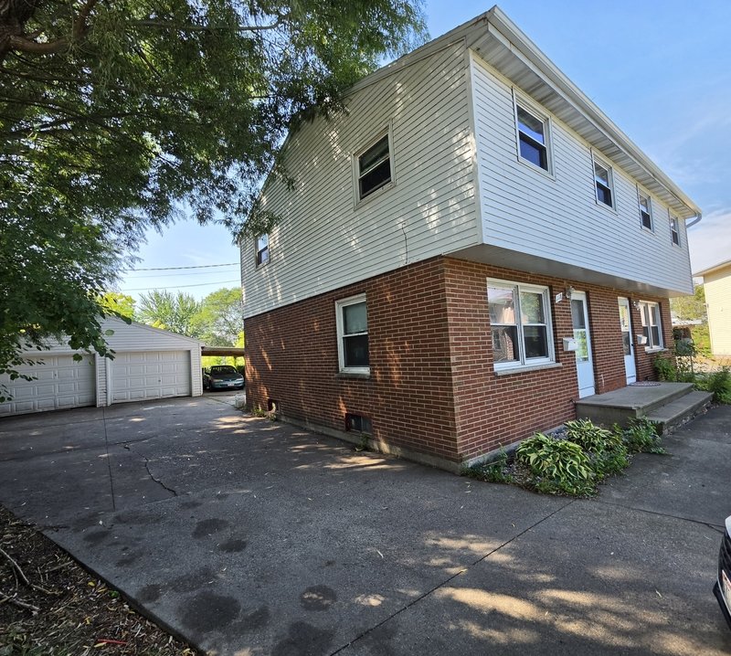 1118 Melrose Court property image