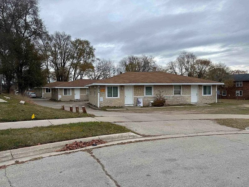 2075-2079 Imperial Lane - 2077B property image