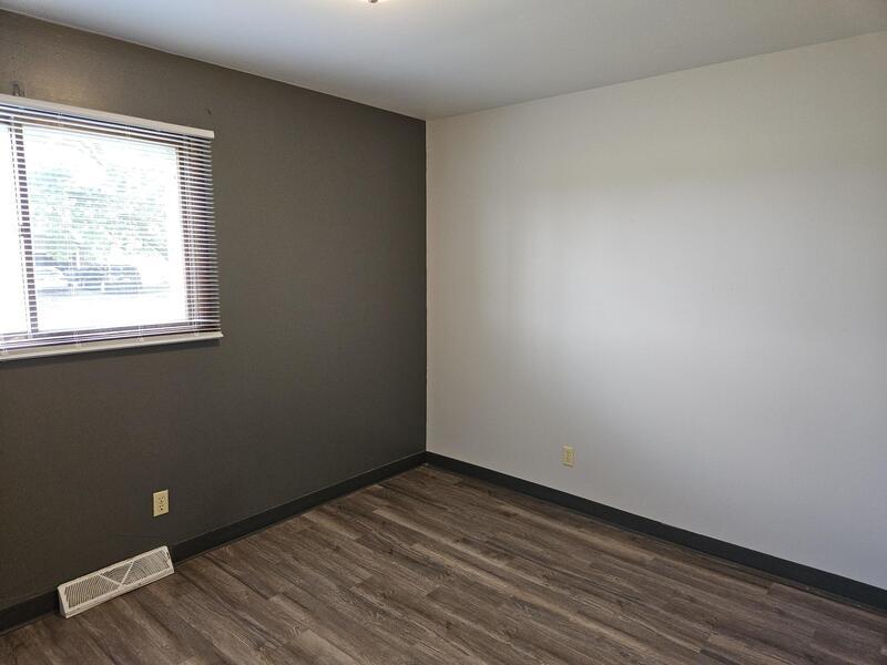 334 Center Street - 2 property image