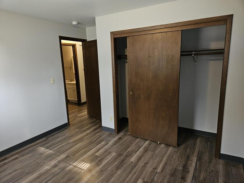 334 Center Street - 2 property image