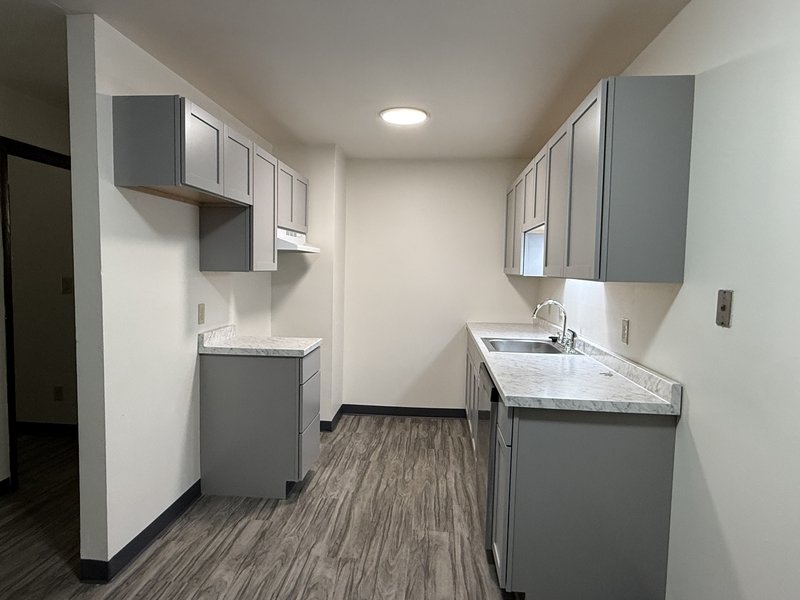 186 Morningside Dr. 13 English Meadows Apts property image