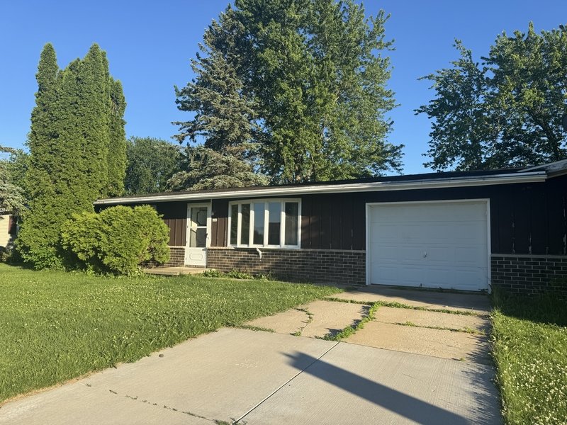 414 Chicago Street property image