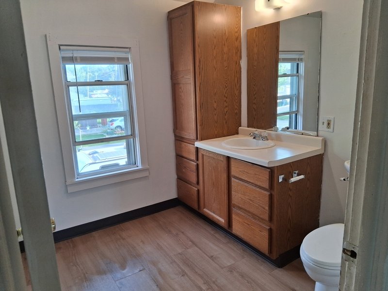 205 Walnut Street - Upper property image