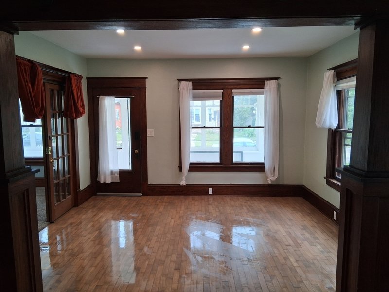 343 West 14th Avenue - 343 Lower property image