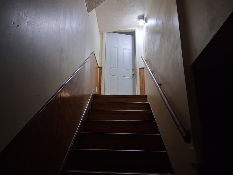 515 Jackson Street - Upper property image