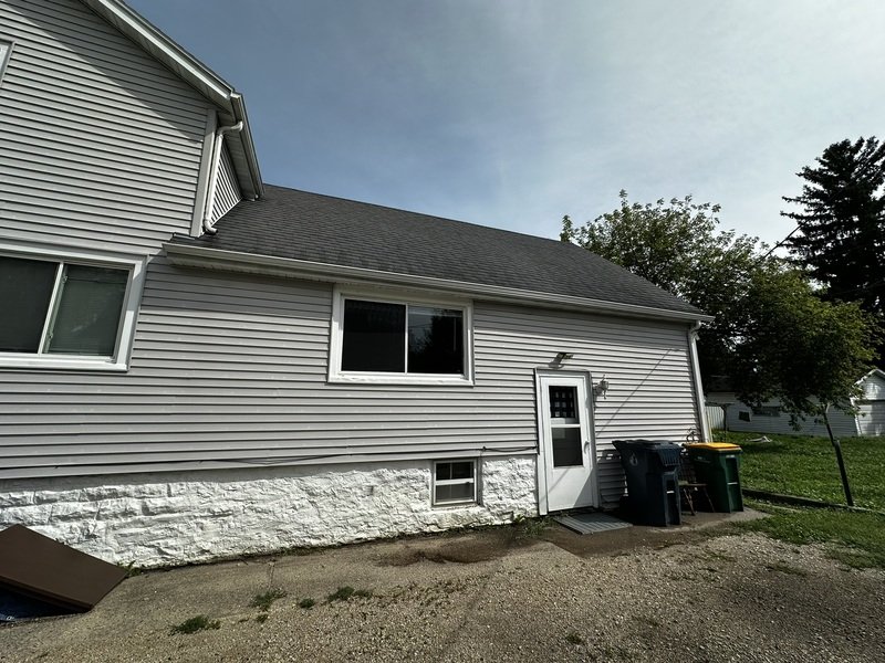 220 6th Street - Back property image
