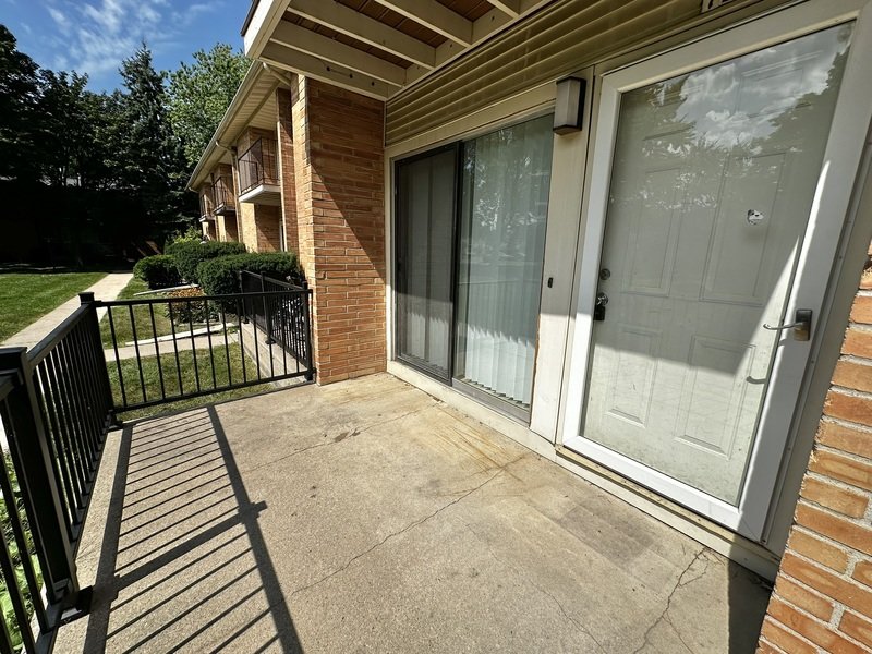 725 W 9th Ave property image