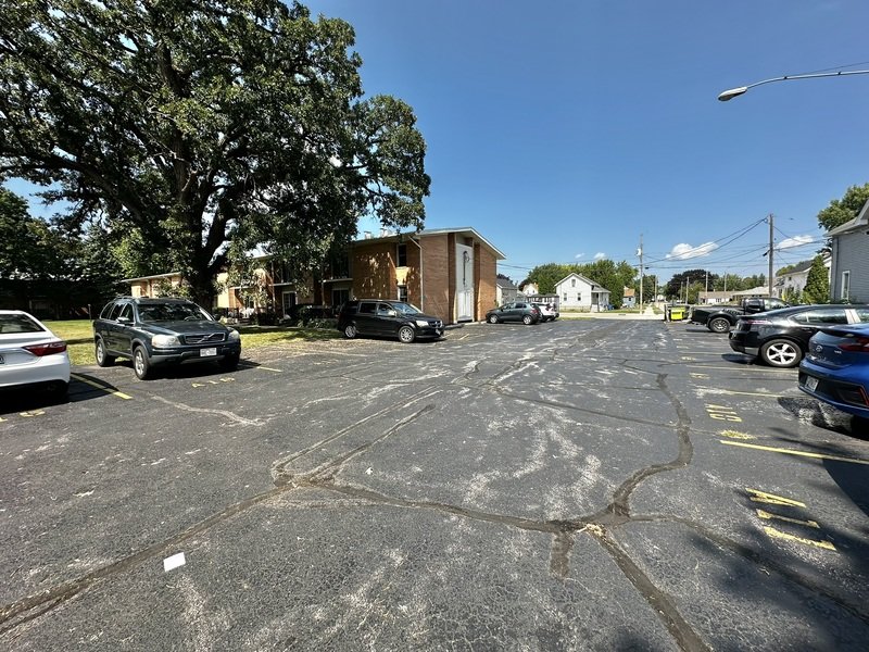 725 W 9th Ave property image