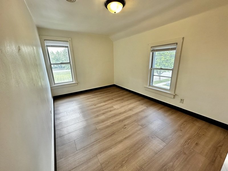 205 Walnut Street - Upper property image