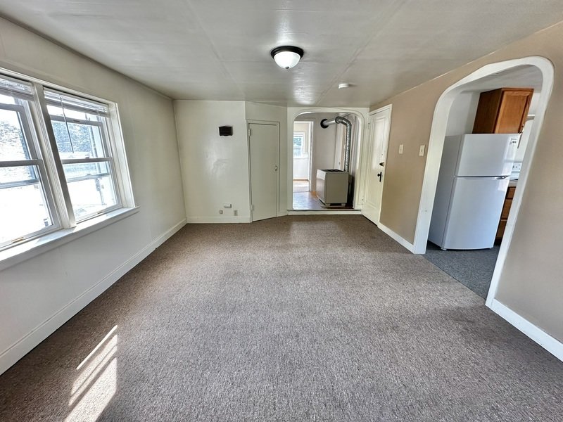 610 Church Avenue - Upper property image