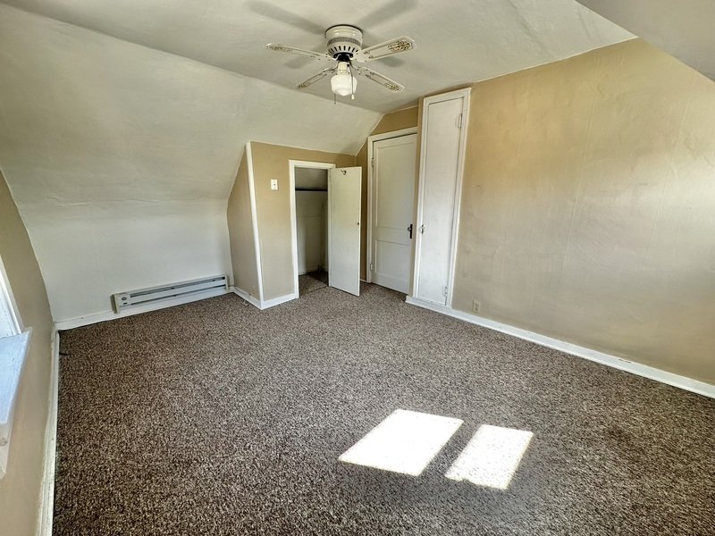 610 Church Avenue - Upper property image