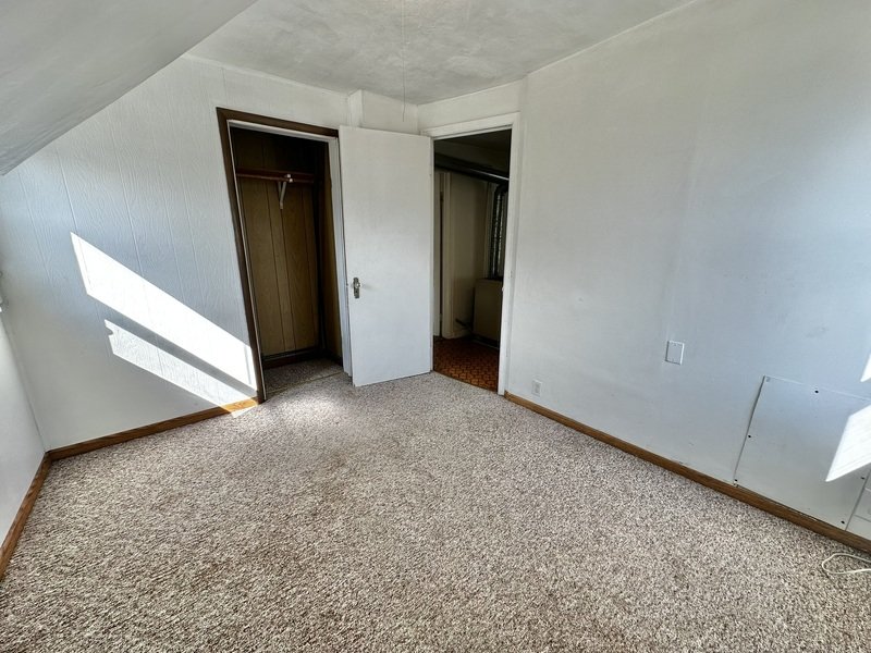 610 Church Avenue - Upper property image