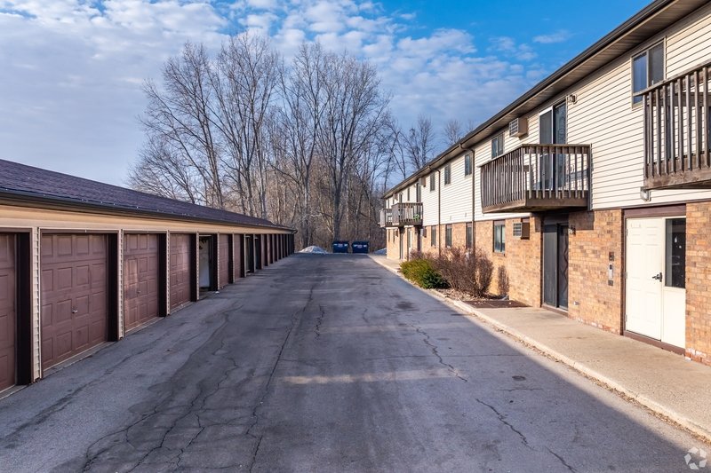 1721 Lenwood Avenue Unit 12 property image