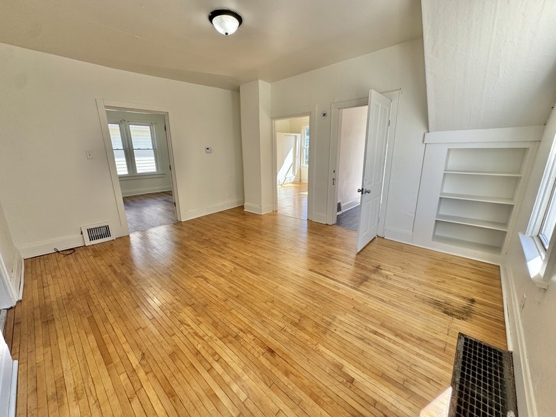 1119 Doty Street property image