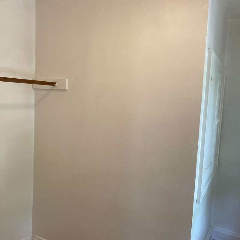 915 Stuart Street - Upper property image