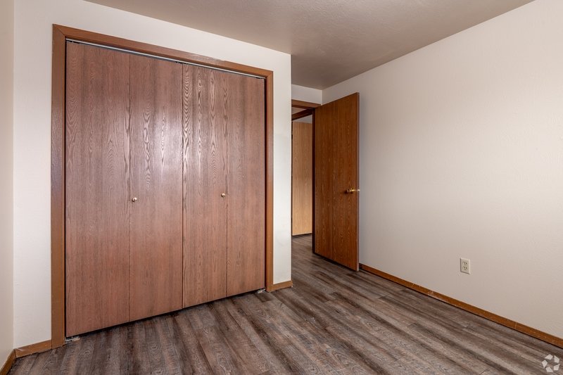 1721 Lenwood Avenue Unit 14 property image